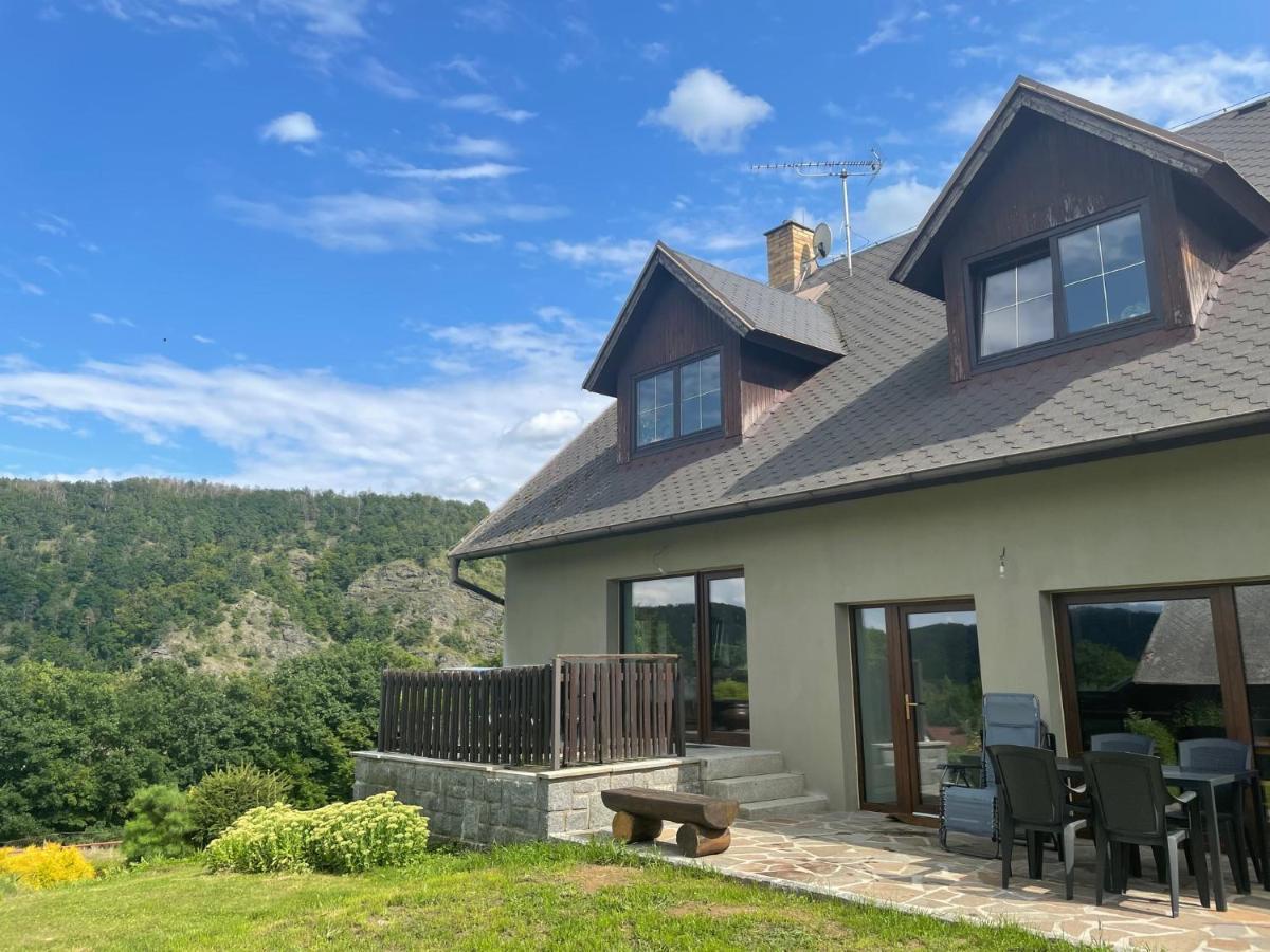 Runch Smilovice Villa Chotilsko Eksteriør billede